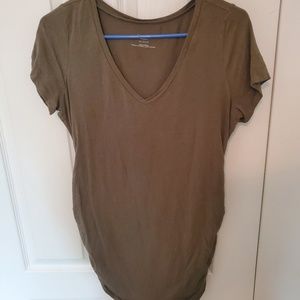 Maternity knit/stretch gray short sleeve tshirt